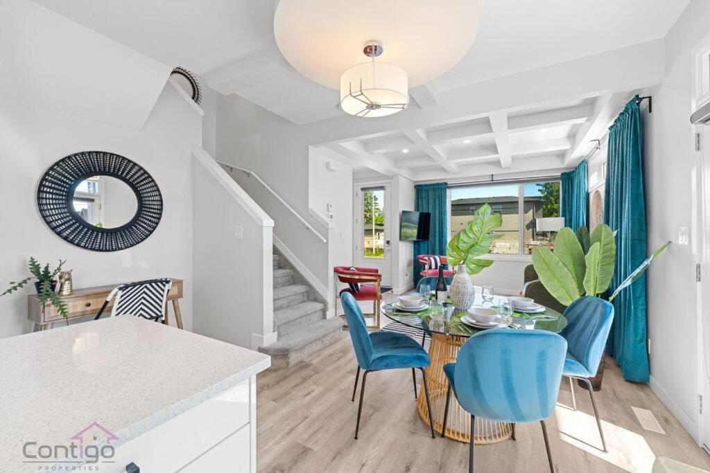Jungle House, Aircon, Sleeps 8, Near Wem & Dt! Holiday home Edmonton