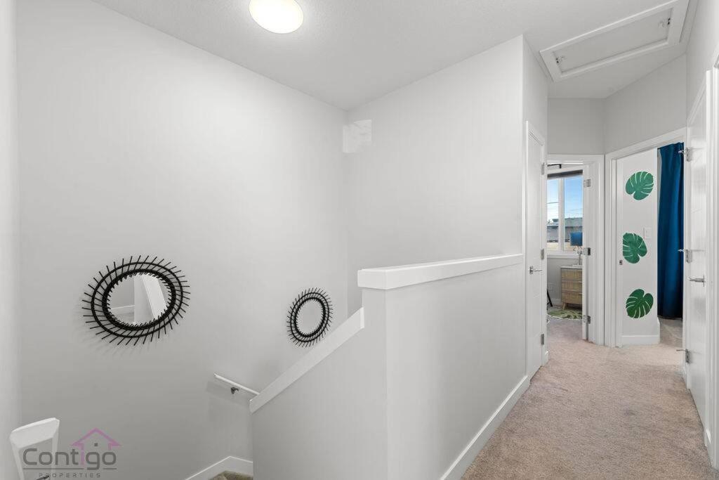Jungle House, Aircon, Sleeps 8, Near Wem & Dt! Edmonton